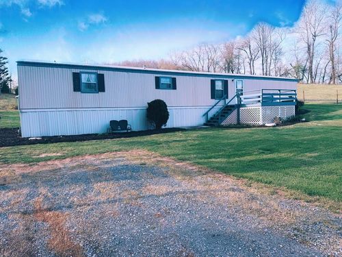 8117 W Lee Hwy, Rural Retreat, VA, 24368-2789 | Card Image