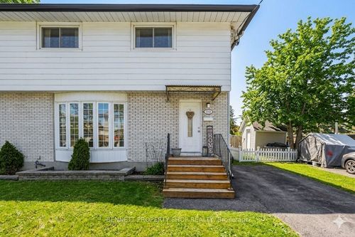 2636 Elmhurst St, Ottawa, ON, K2B7N6 | Card Image