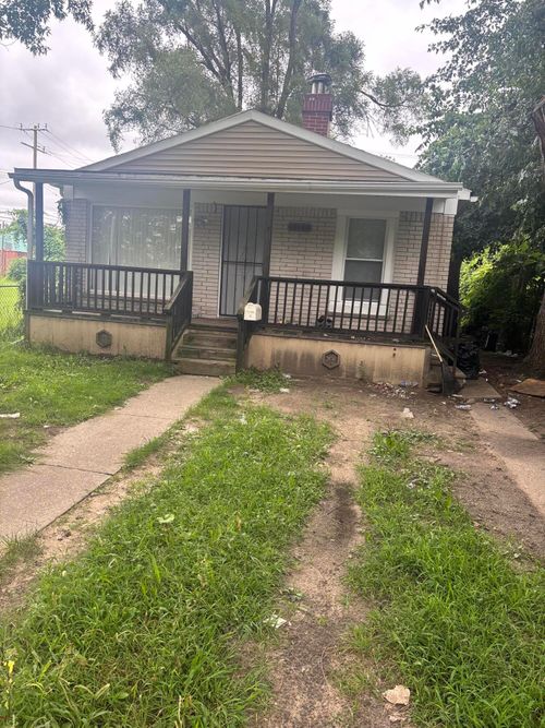15140 Beaverland St, Detroit, MI, 48223-1805 | Card Image