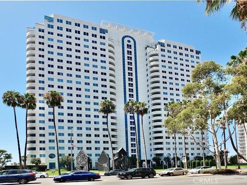 525 E Seaside Way, Long Beach, CA, 90802-8018 | Card Image