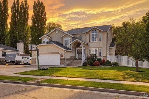 1171 N 900 W, Clinton, UT, 84015-8870 | Card Image