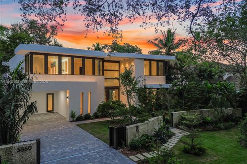 3860 Little Ave, Miami, FL, 33133-6413 | Card Image
