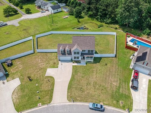 203 Pointers Dr, West Point, VA, 23181-5500 | Card Image