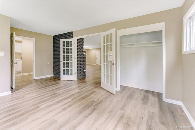 2365 Middlebelt Rd, House other with 4 bedrooms, 2 bathrooms and null parking in West Bloomfield MI | Image 26