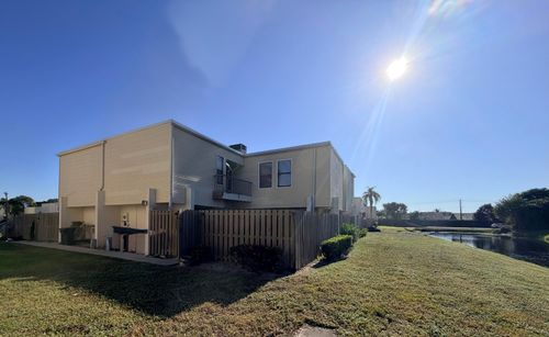 1602 Shaker Cir, Wellington, FL, 33414-5721 | Card Image