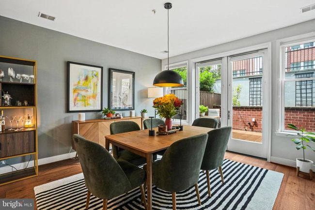 APT-104C - 1811 14 Th St N, Condo with 2 bedrooms, 3 bathrooms and null parking in ARLINGTON VA | Image 6