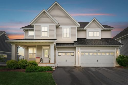 16395 Dunfield Dr, Lakeville, MN, 55044-2423 | Card Image