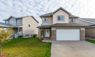 95 Valarosa Dr, House detached with 4 bedrooms, 3 bathrooms and 6 parking in Didsbury AB | Image 2