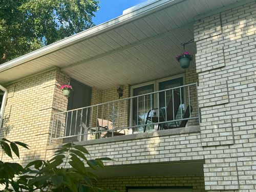 6702 Newburgh Rd, Evansville, IN, 47715-4470 | Card Image