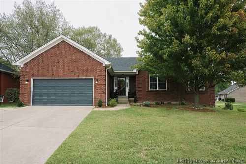 131 Meadow Dr, Sellersburg, IN, 47172-9785 | Card Image
