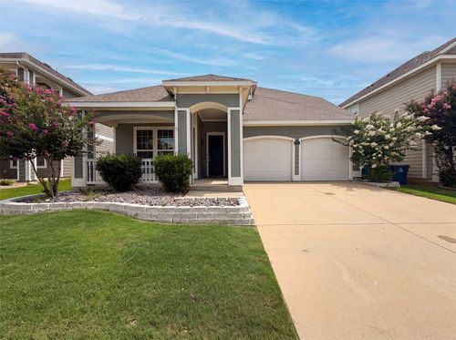 9165 Blackstone Dr, Providence Village, TX, 76227-1315 | Card Image