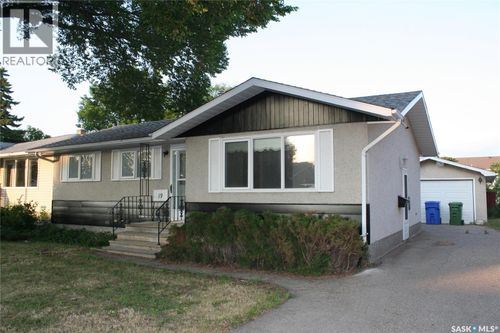 19 Merlin Cres, Regina, SK, S4R3E1 | Card Image