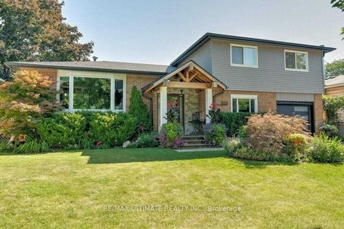 525 Pinedale Ave, Burlington, ON, L7L3W3 | Card Image