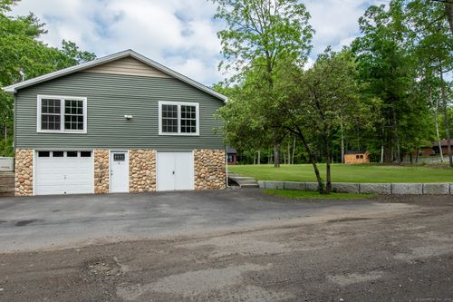 11 Breaults Landing Rd, Thompson, CT, 06277-2501 | Card Image