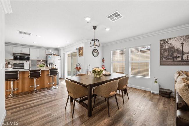 9804 Ardisia St, House other with 3 bedrooms, 3 bathrooms and 4 parking in Riverside CA | Image 9
