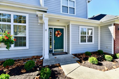 9577 Sweet Clover Way, Fishers, IN, 46038-8295 | Card Image