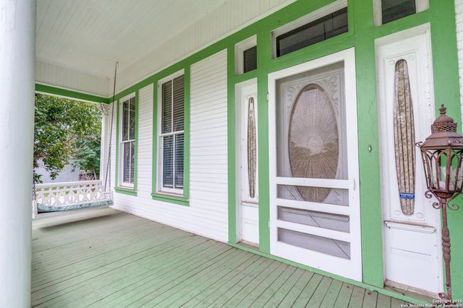 9248 Fm 725, House other with 3 bedrooms, 2 bathrooms and null parking in McQueeney TX | Image 5