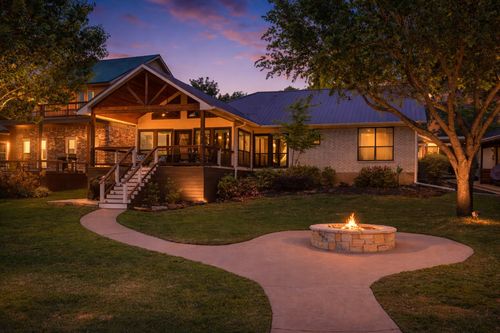313 Lake Front Dr, Mabank, TX, 75156-7151 | Card Image