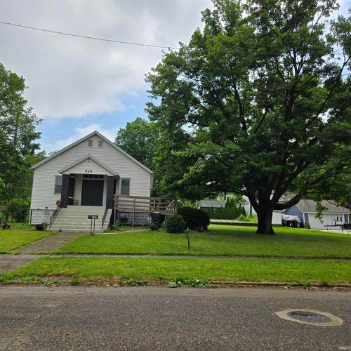 629 Thayer St, Plymouth, IN, 46563-2854 | Card Image