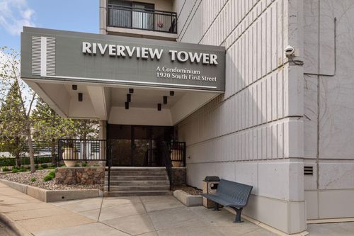 apt-1302-1920 S 1st St, Minneapolis, MN, 55454-1190 | Card Image
