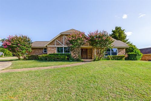7126 Fernmeadow Cir, Dallas, TX, 75248-5603 | Card Image