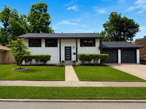 206 Senter Valley Rd, Irving, TX, 75060-5367 | Card Image