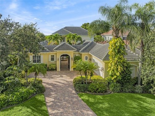 360 Lakeview Way, Vero Beach, FL, 32963-6200 | Card Image