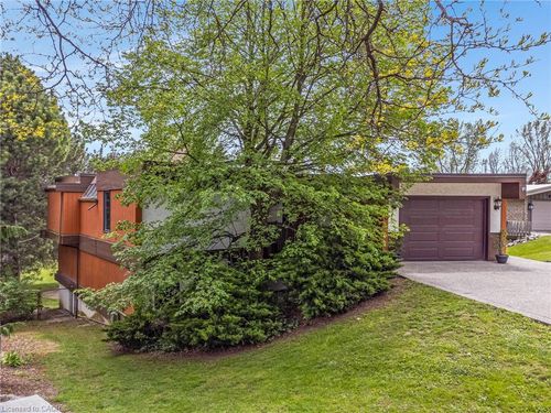 565 Fountain Street S, Cambridge, ON, N3H1J2 | Card Image