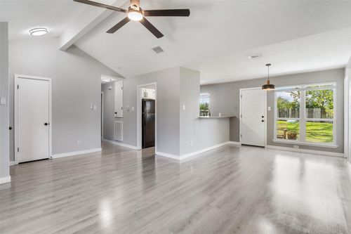 509 Landing Blvd, League City, TX, 77573-3413 | Card Image