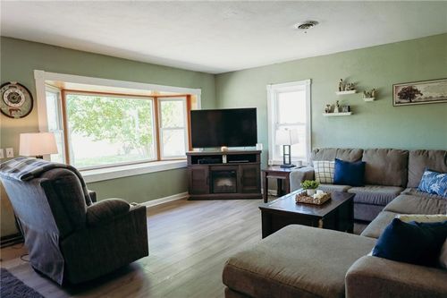 7166 State Route T, Amazonia, MO, 64421-9182 | Card Image