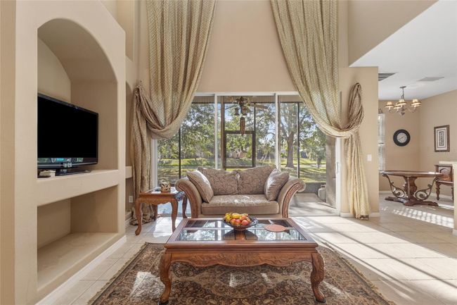 9244 Pecky Cypress Way, House other with 5 bedrooms, 4 bathrooms and null parking in ORLANDO FL | Image 12