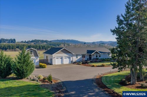 2020 Sw Fairview Ave, Dallas, OR, 97338-2342 | Card Image