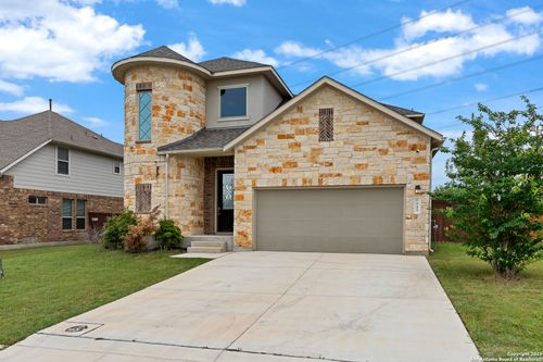 945 Foxbrook Way, Cibolo, TX, 78108-3053 | Card Image