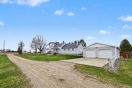 8125 Kimball Rd, Lyons, MI, 48851-9781 | Card Image