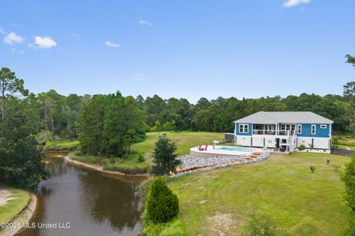 15520 Needle St, Biloxi, MS, 39532-5224 | Card Image
