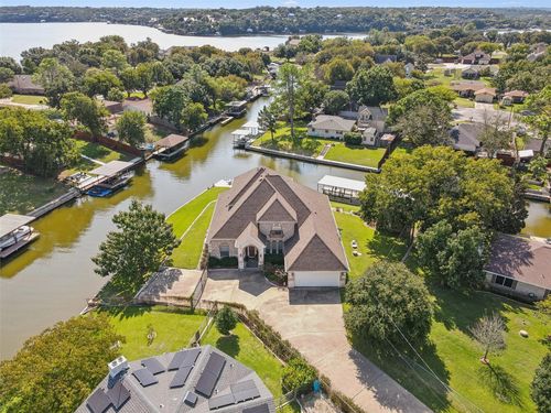 4008 Huron Ct, Granbury, TX, 76048-6166 | Card Image