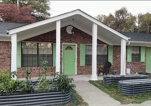 2502 E Hillview Dr, DALTON, GA, 30721-8113 | Card Image