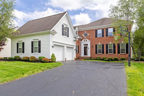 7169 Fernridge Dr, New Albany, OH, 43054-8420 | Card Image