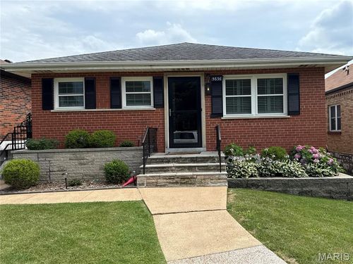 5636 Winona Ave, Saint Louis, MO, 63109-1562 | Card Image