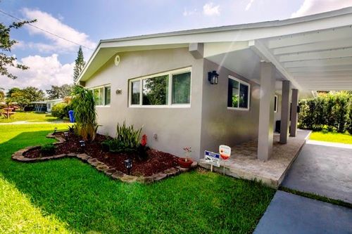 217 S 57th Ter, Hollywood, FL, 33023 | Card Image