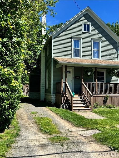 114 W Oak Orchard St, Medina, NY, 14103-1536 | Card Image