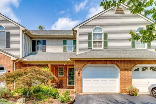 127 Pepperton Ct, Lititz, PA, 17543-8006 | Card Image