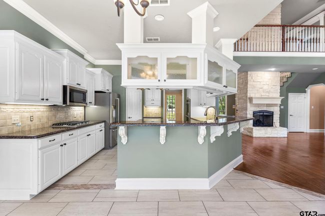 801 Wilder Way, House other with 6 bedrooms, 5 bathrooms and null parking in Tyler TX | Image 8
