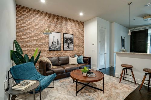 apt-308-210 30th Ave N, Nashville, TN, 37203-1583 | Card Image