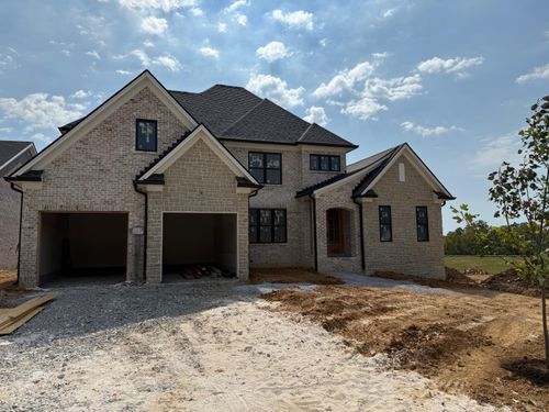 381 Weston Park, Lexington, KY, 40515-5764 | Card Image