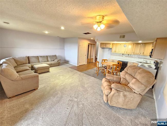 403 Heights Dr, Townhouse with 2 bedrooms, 3 bathrooms and null parking in Haledon NJ | Image 30
