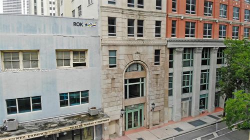 902-111 E Flagler St, Miami, FL, 33131-1109 | Card Image