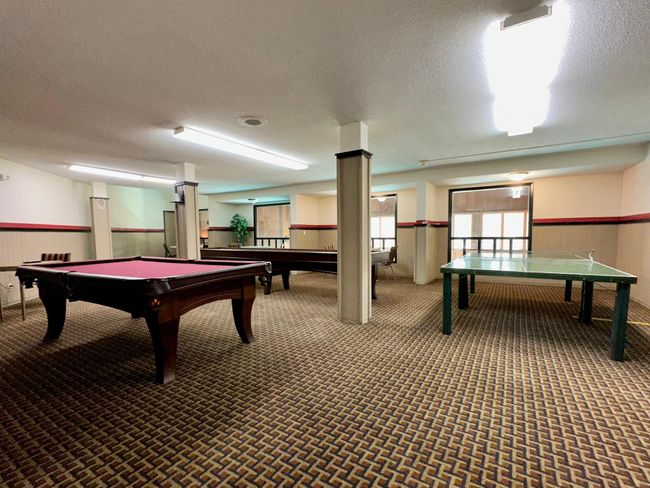 Party room & table games | Image 33