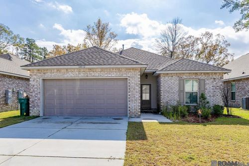 14032 Barrington Ave, Denham Springs, LA, 70726 | Card Image