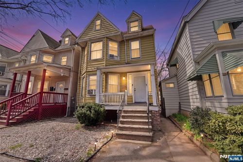 63 Linden Ave, Irvington, NJ, 07111-2520 | Card Image